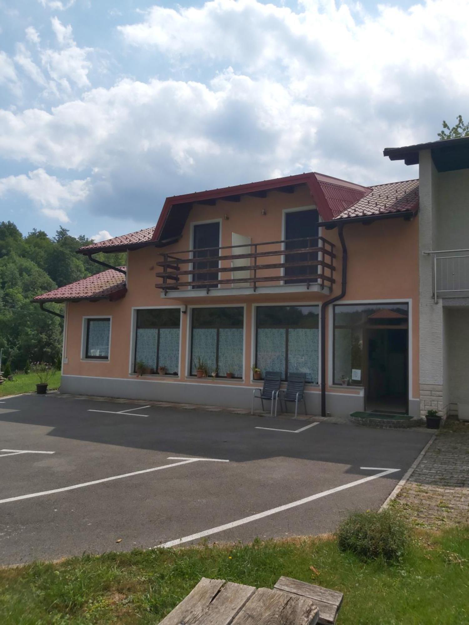 Rooms Zagon Postojna Luaran gambar